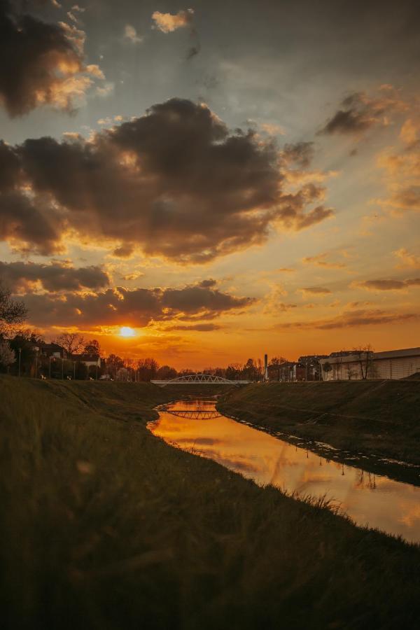 Apartman Stari Toranj Vukovar Luaran gambar
